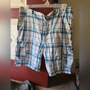 Gently worn men's plaid cargo.